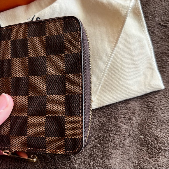 LOUIS VUITTON DAMIER EBENE ZIPPY COIN PURSE WALLET - Picture 12 of 16